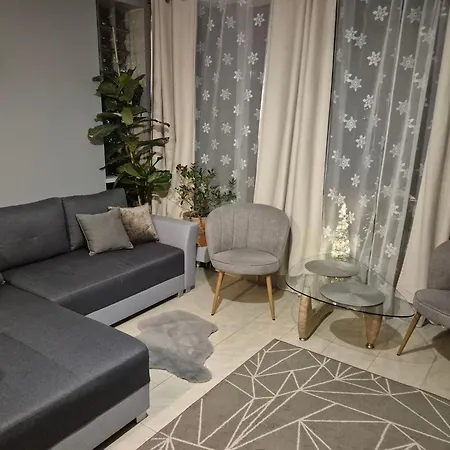Apartment W Zeta Parku, Taras W Remoncie Do Konca Maja